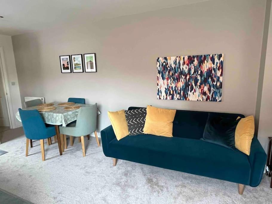 Town Centre Apartment With Parking 월링포드 외부 사진
